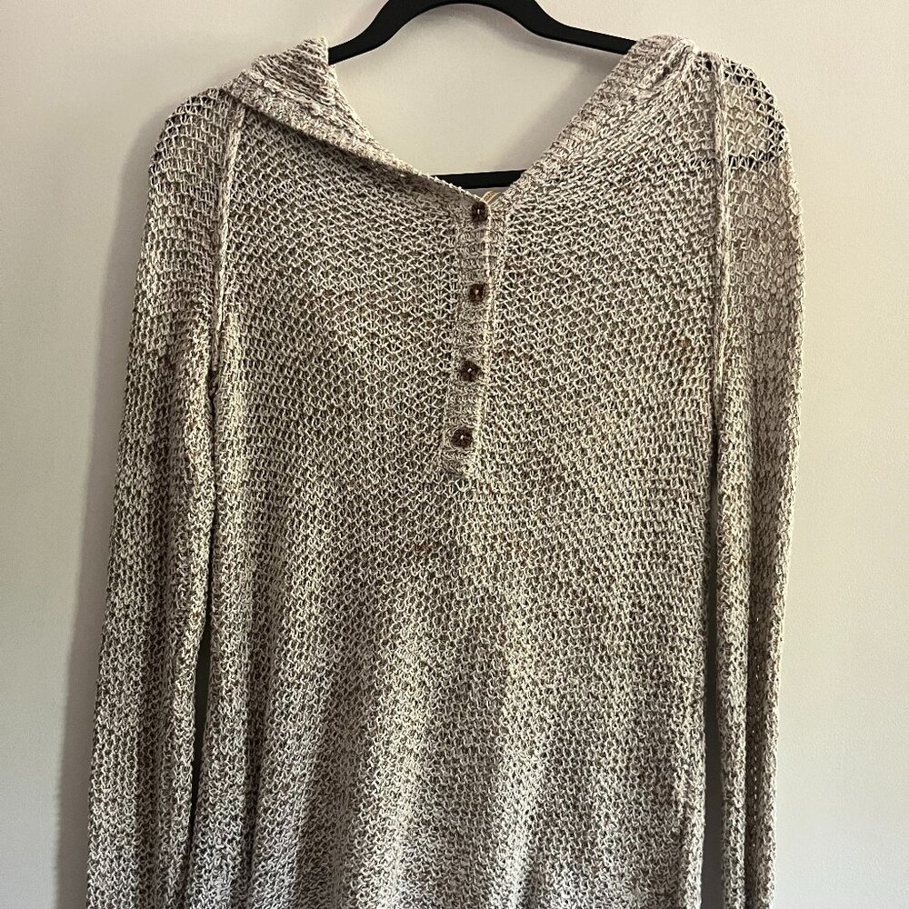 Free People Women's Size Small Sweater - like new